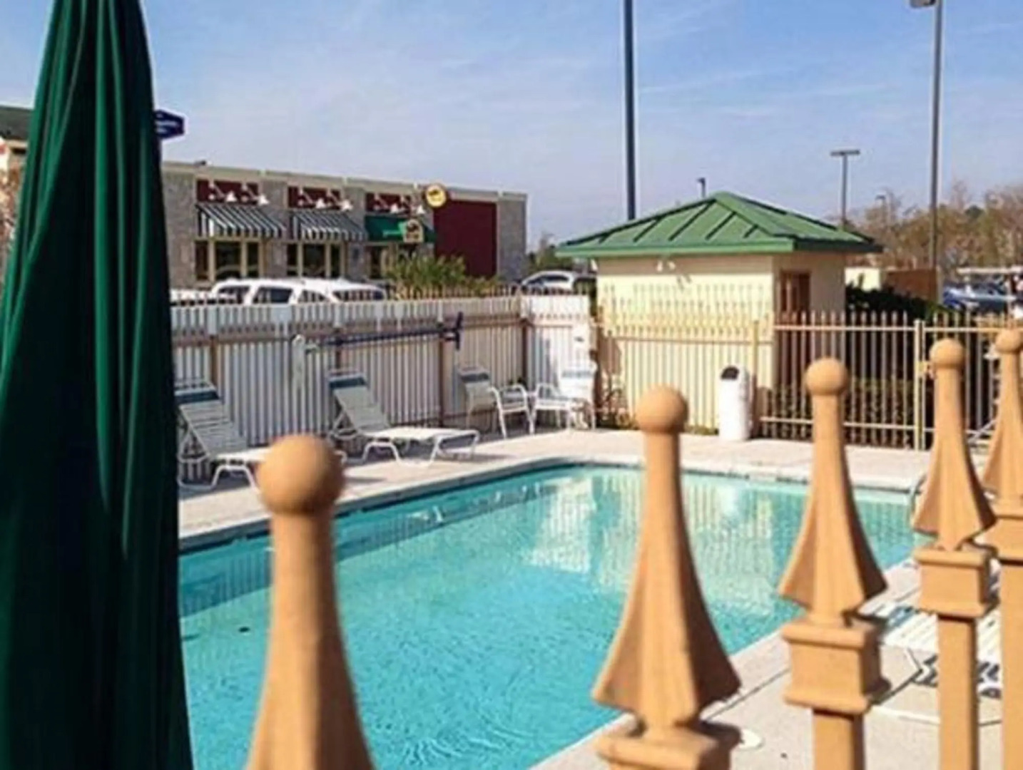 Motel 6 Denham Springs, LA