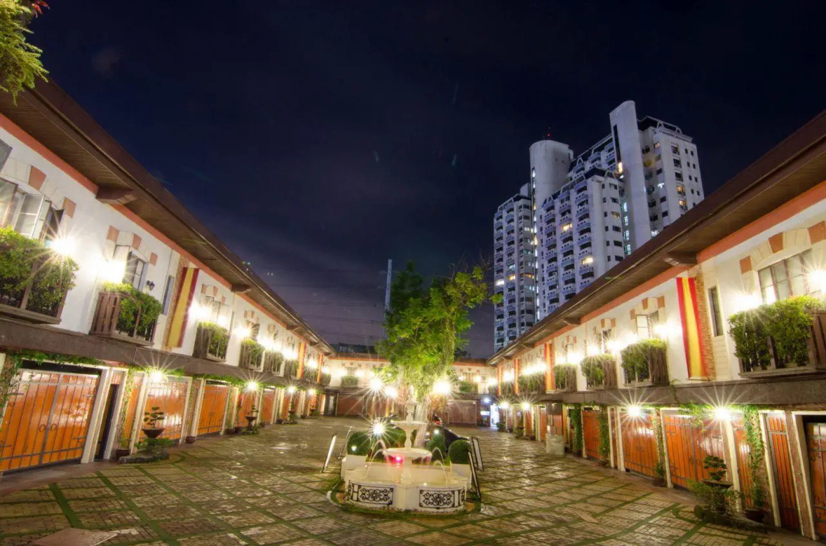 Victoria Court Suites - Pasig