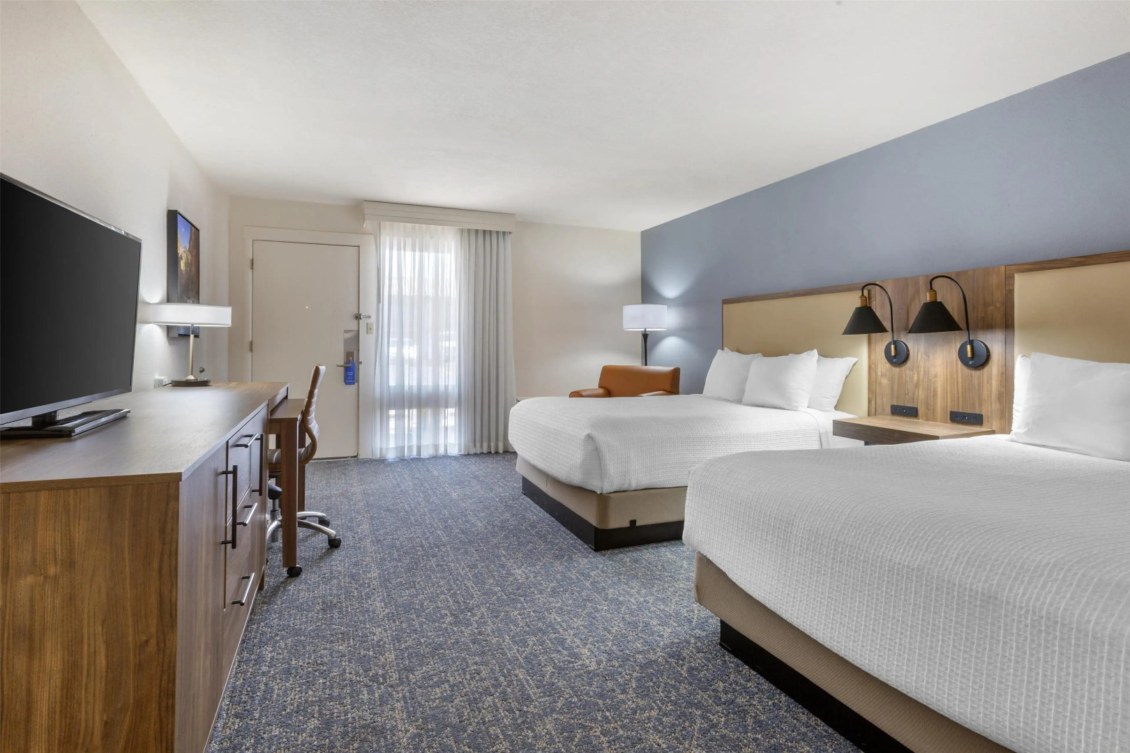 Best Western Plus A Wayfarer's Inn And Suites
