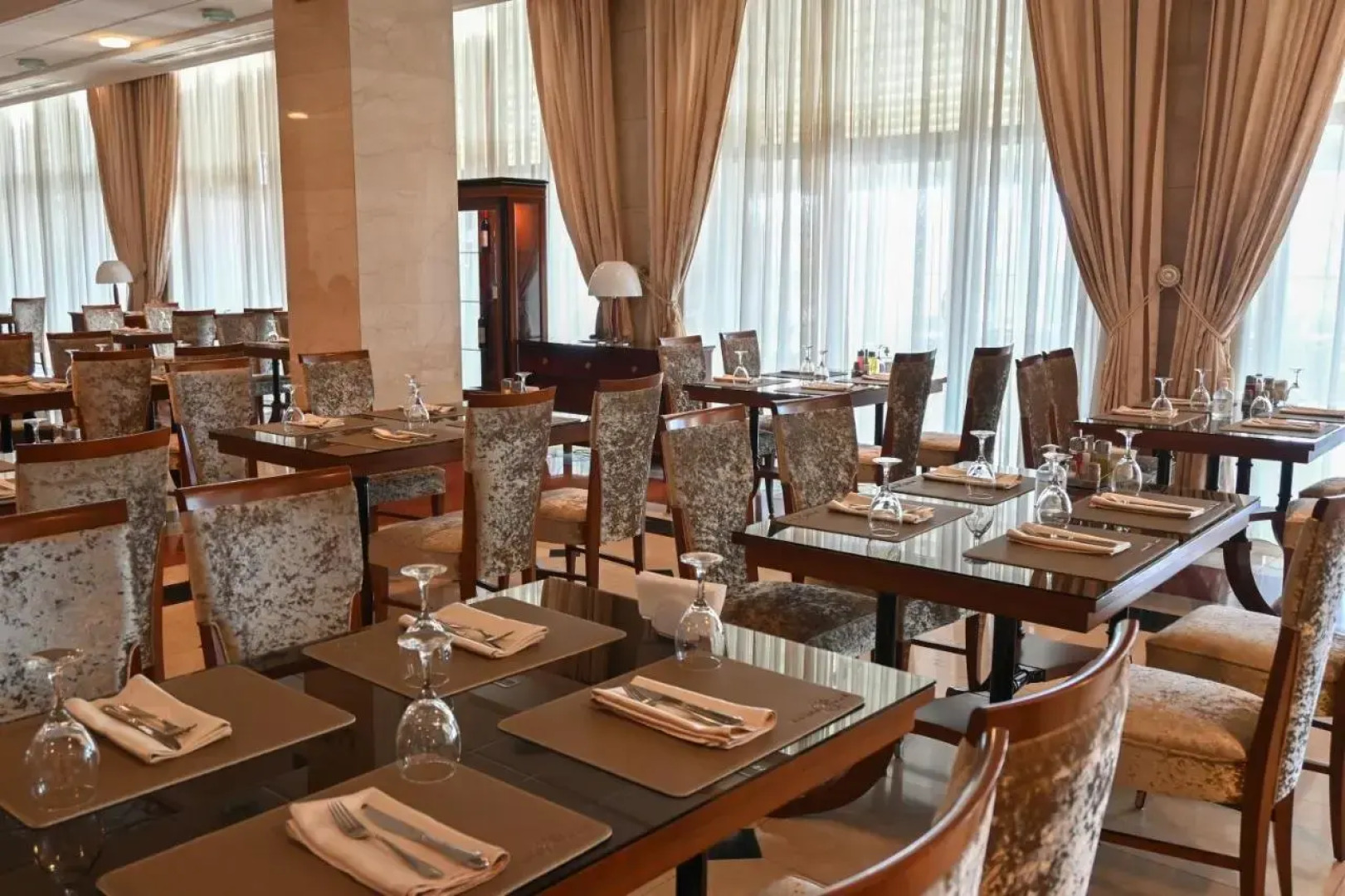 Aleksandar Palace Hotel & Spa