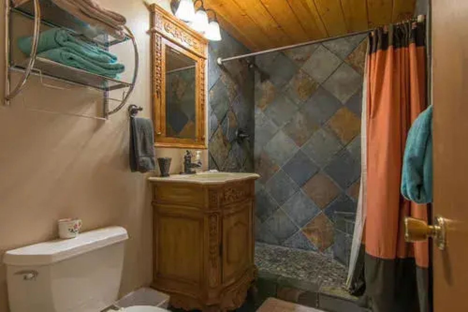 RedAwning Sierra Getaway