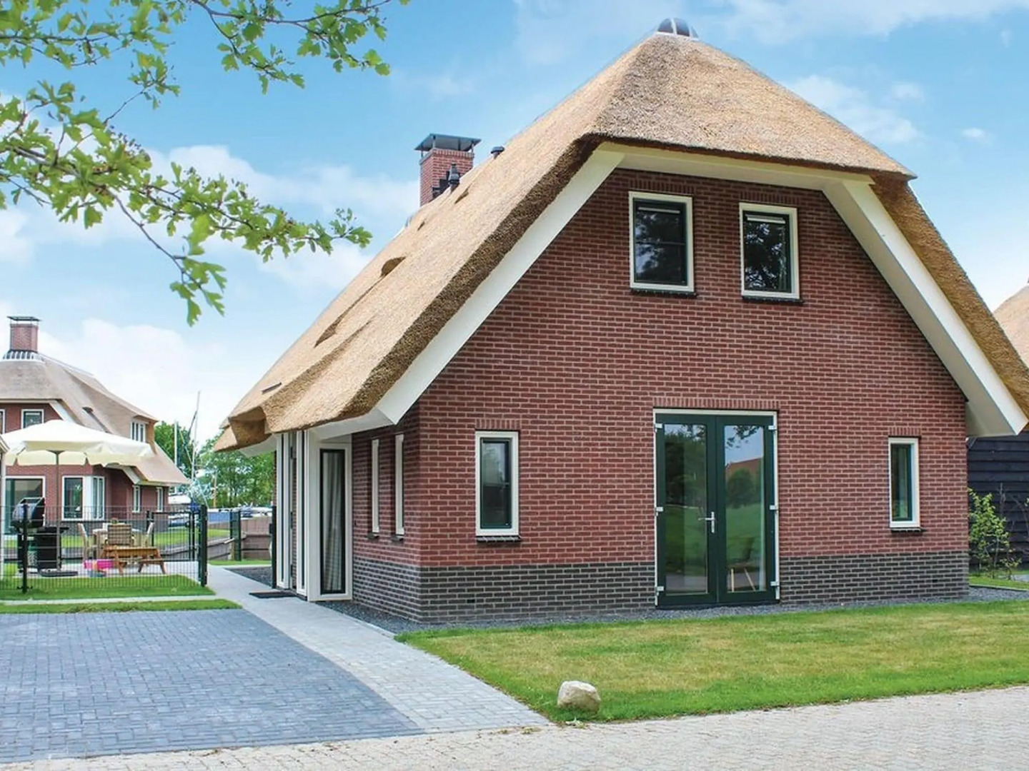 Villa in Friesland With Waterfront Garden