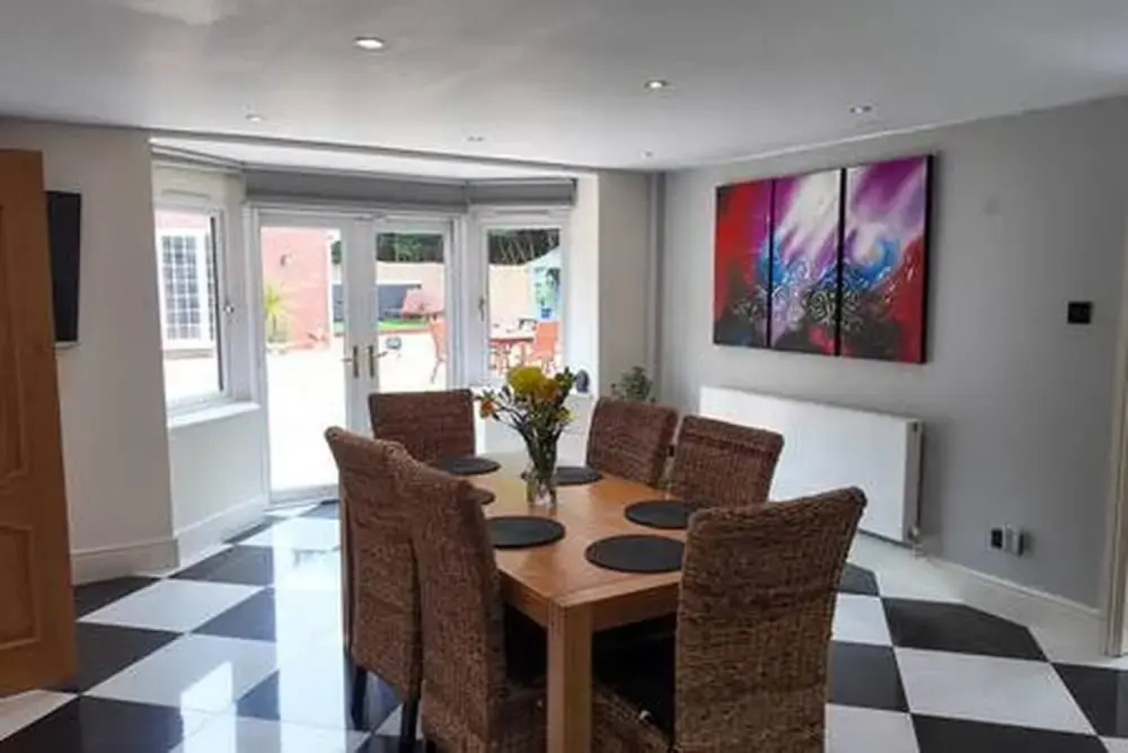 Stratford 4 BR Family Mansion With Pool, Gym & BBQ