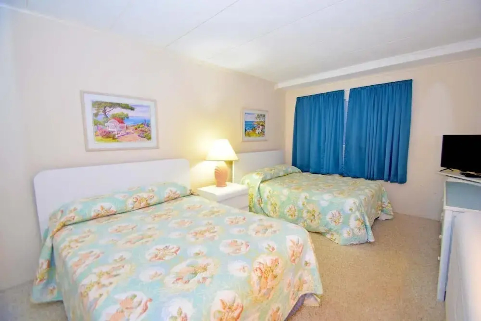 Diamond Beach 414 3 Bedroom Condo by RedAwning