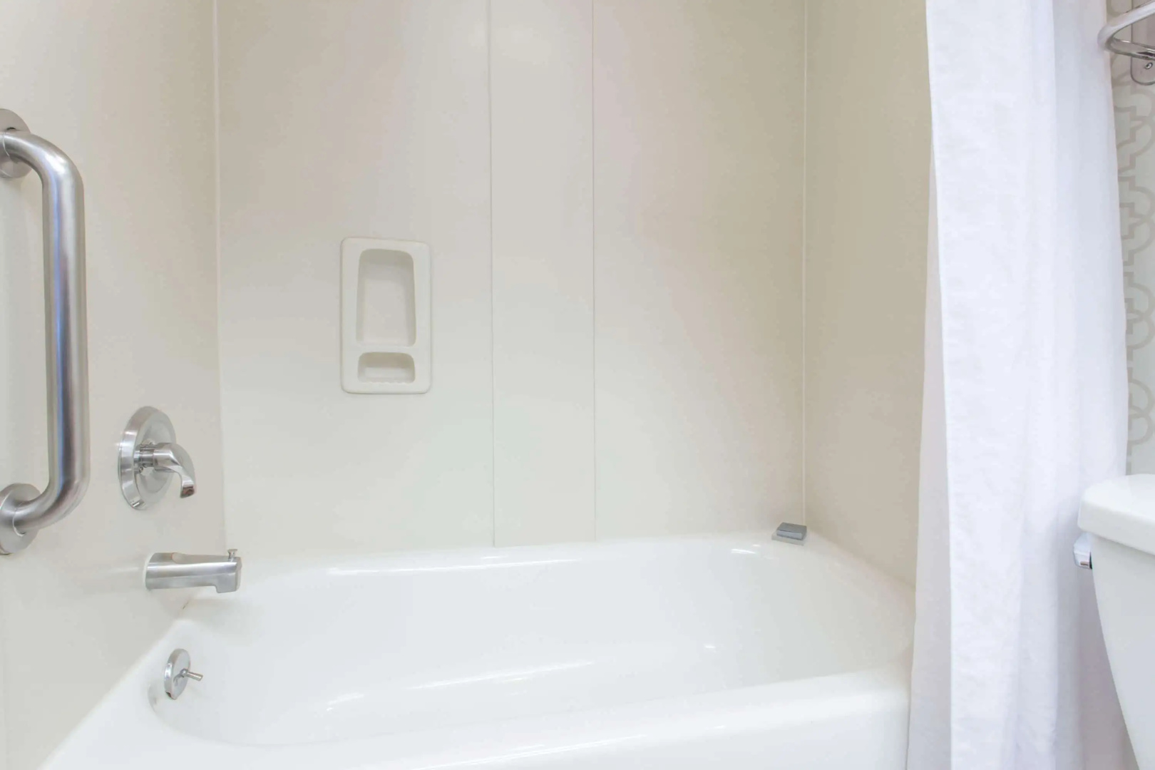 Hawthorn Suites by Wyndham Livermore Wine Country