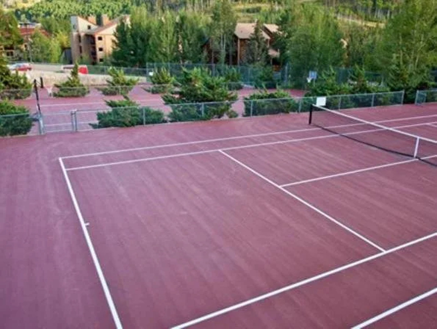 Sandstone Creek Club Condominiums