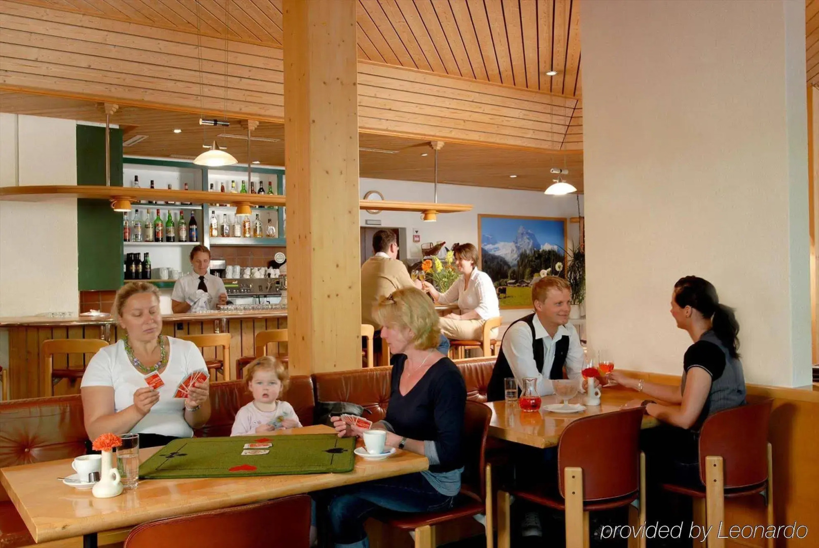 Hotel Sherlock Holmes & Khana Restaurant 200 m Gondola to Hasliberg Ski