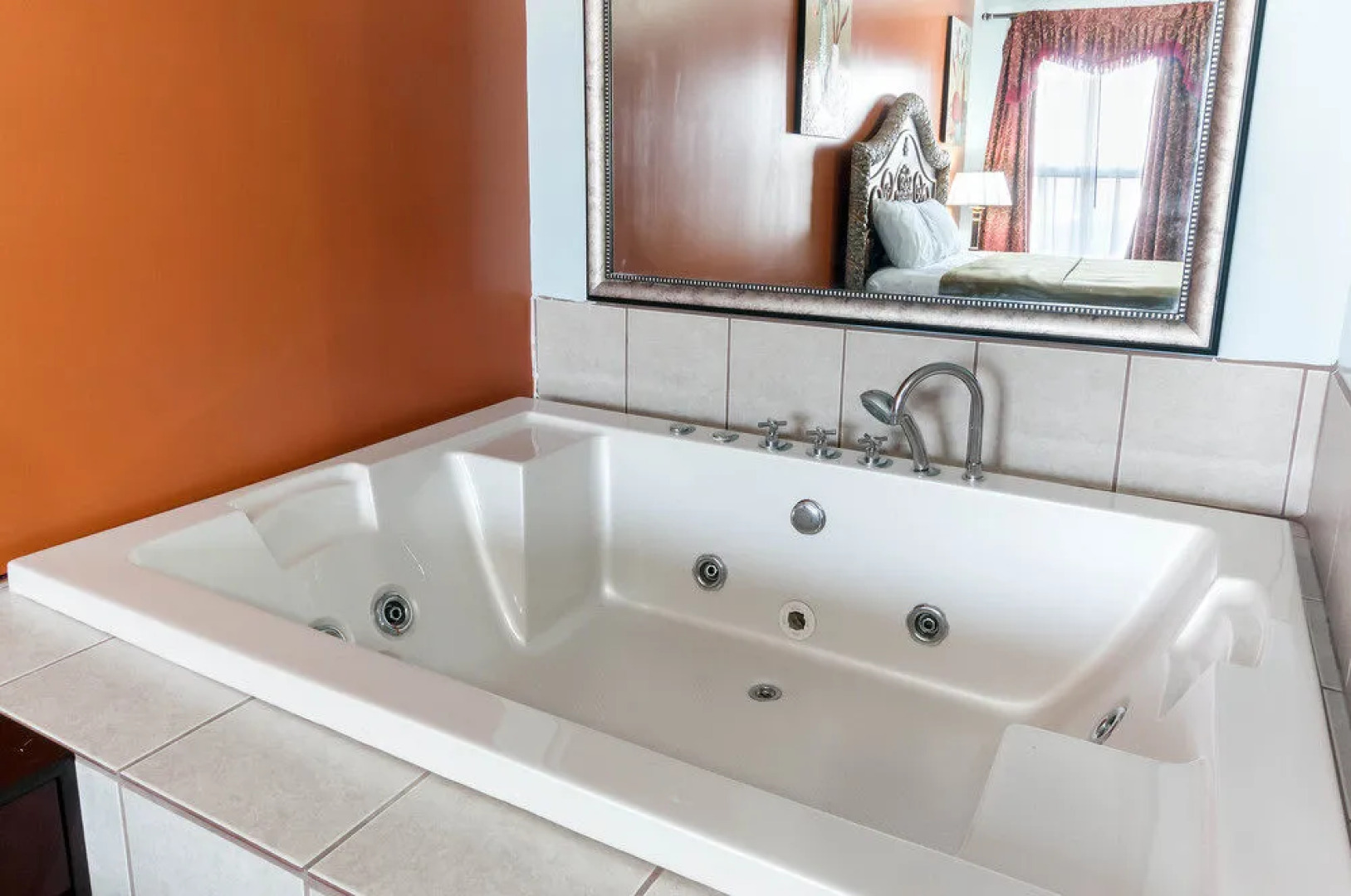 Rodeway Inn and Suites Inkster