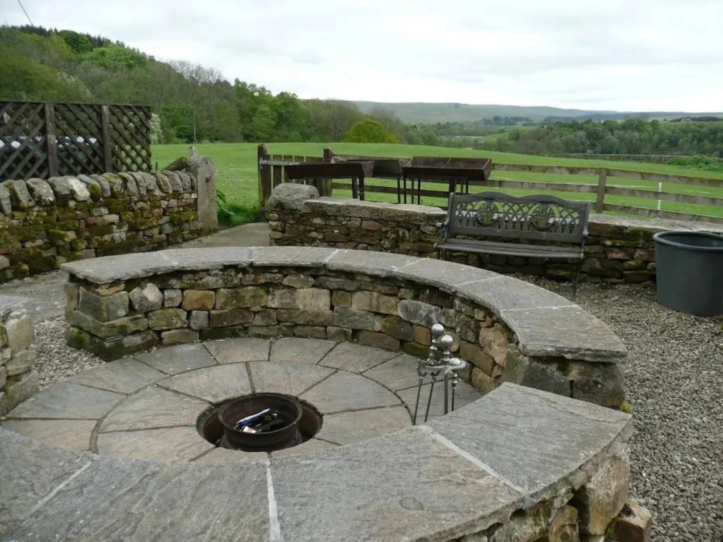 Holly Bush Inn