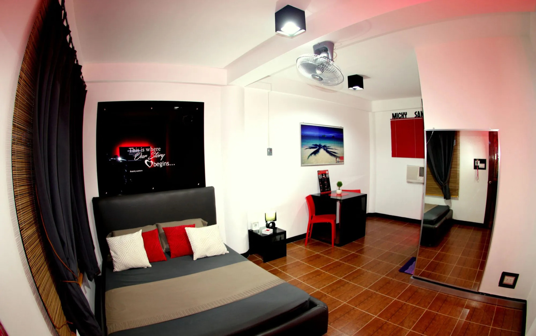 Micky Santoro Hotel & Restaurant