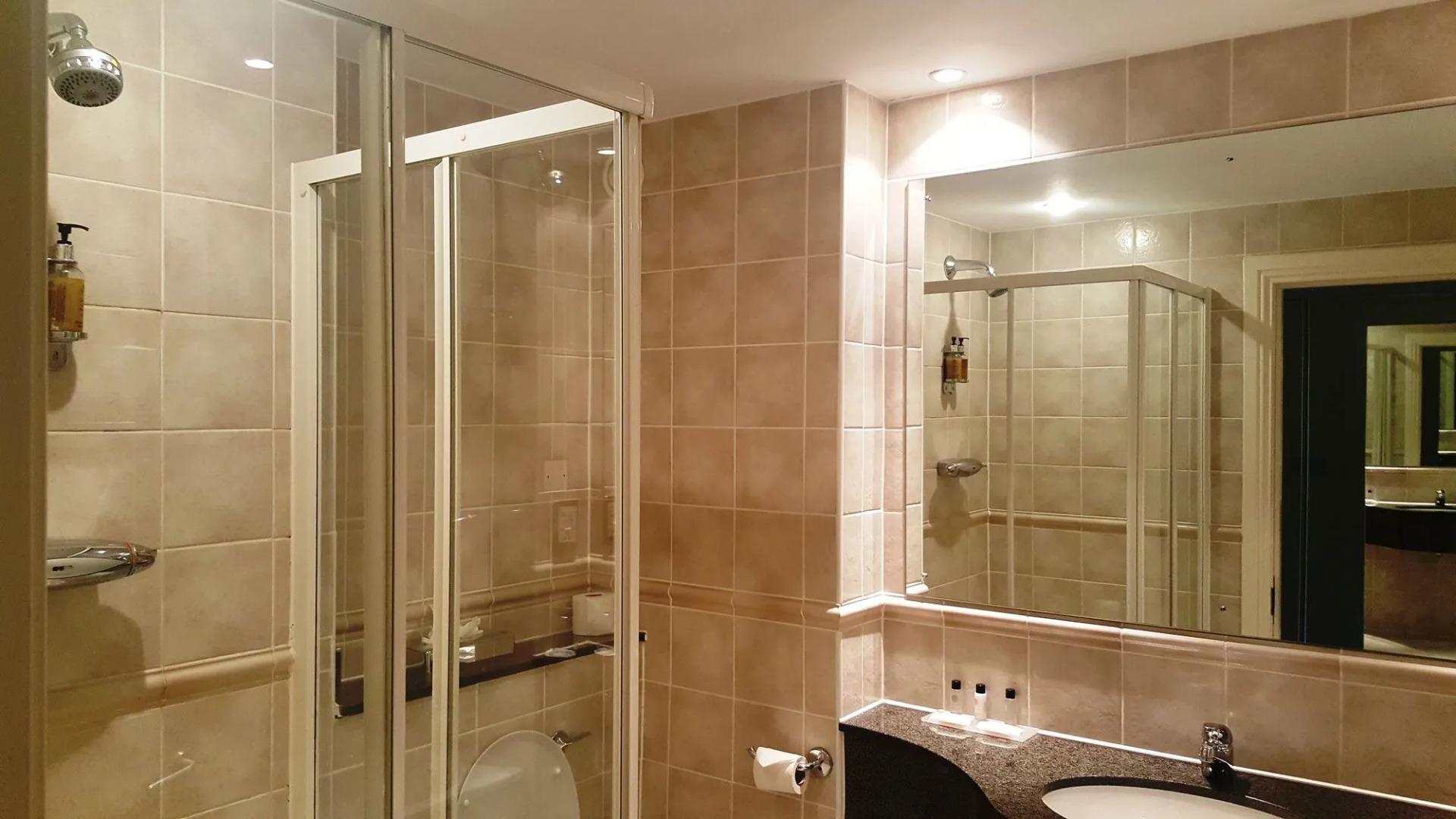 DoubleTree by Hilton Glasgow Westerwood Spa & Golf Resort