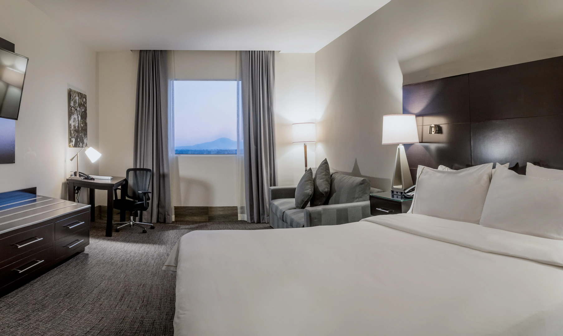 Holiday Inn Express & Suites Silao Aeropuerto - Terminal by IHG