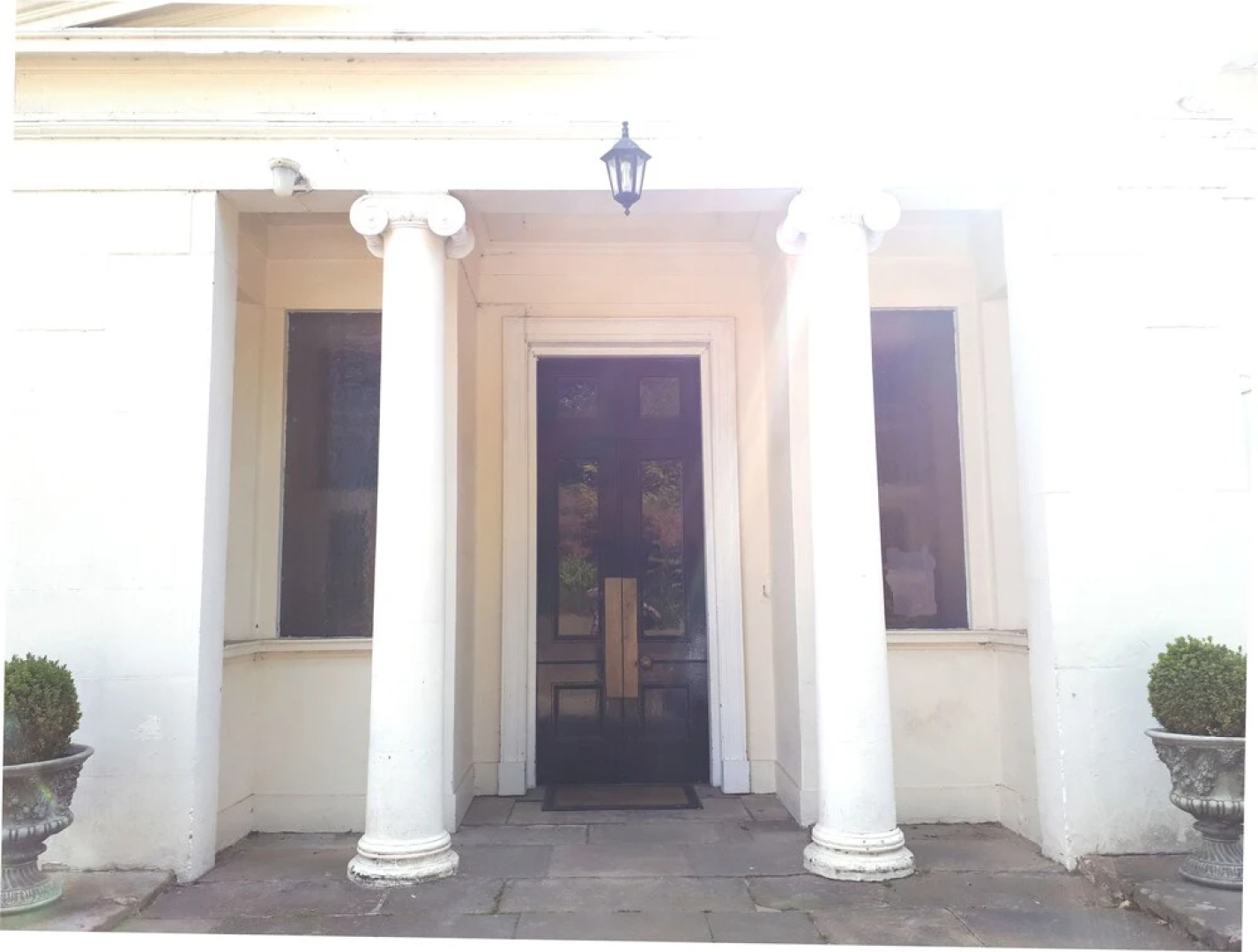 East Wing Apartment