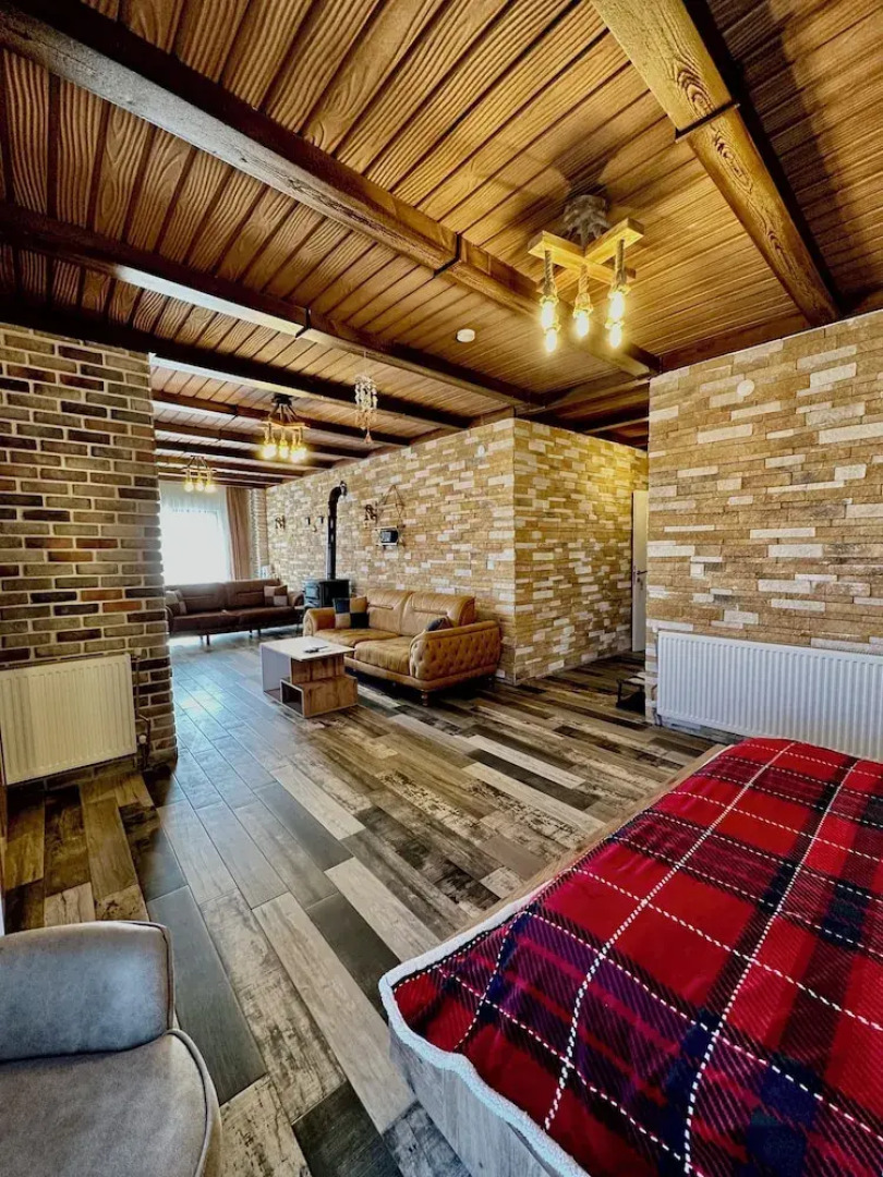 Yeşilsu taş konağı