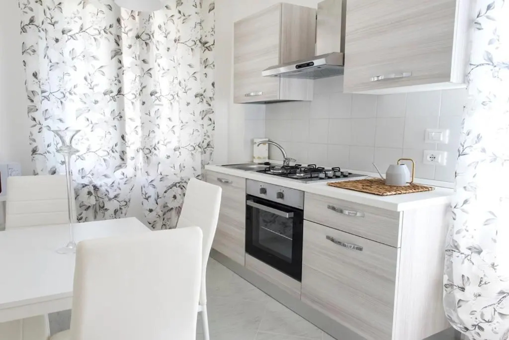 C004 - Camerano, nuovissimo bilocale con aria condizionata