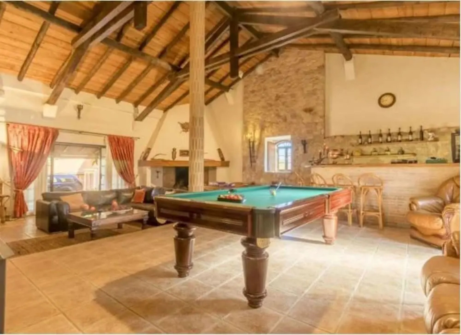 Villa - 6 Bedrooms with Pool and WiFi - 103920