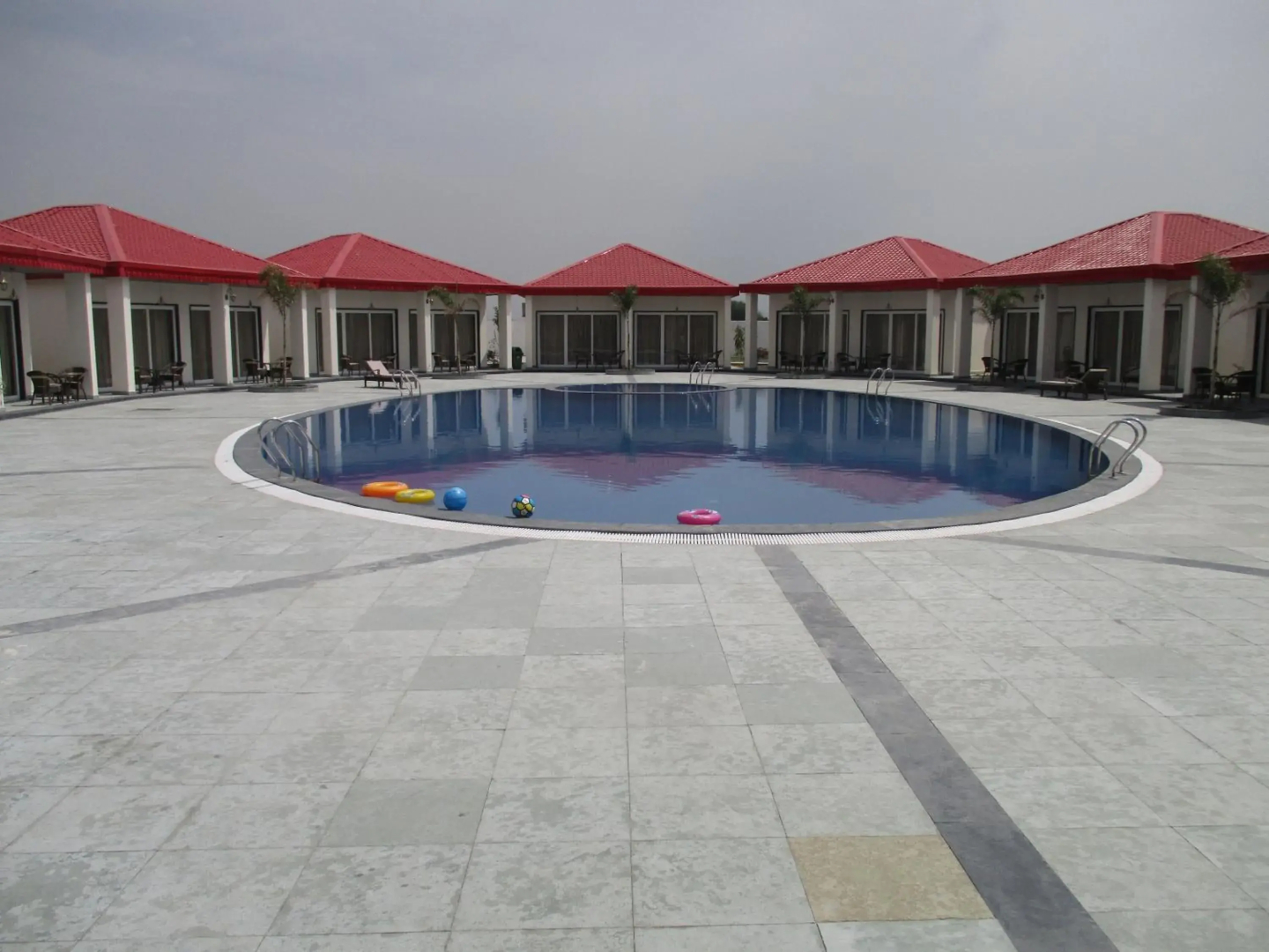 Sentara Hotel and Resort