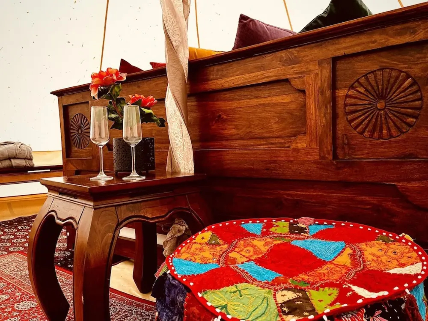 Tent Delhi, a b&b in a Luxury Glamping Style