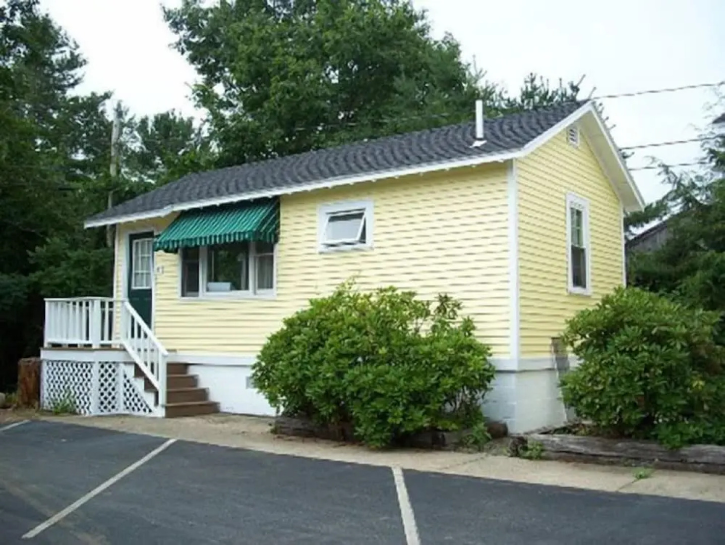 Drakes Island Resort