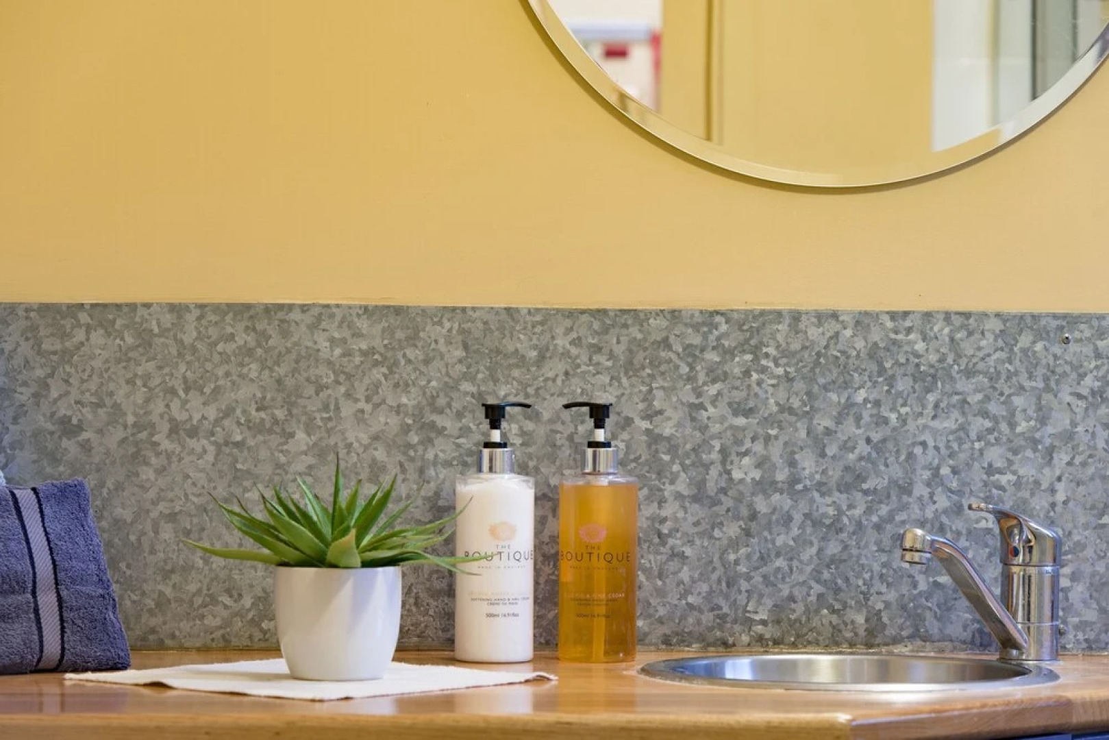 Earle Street Apartment