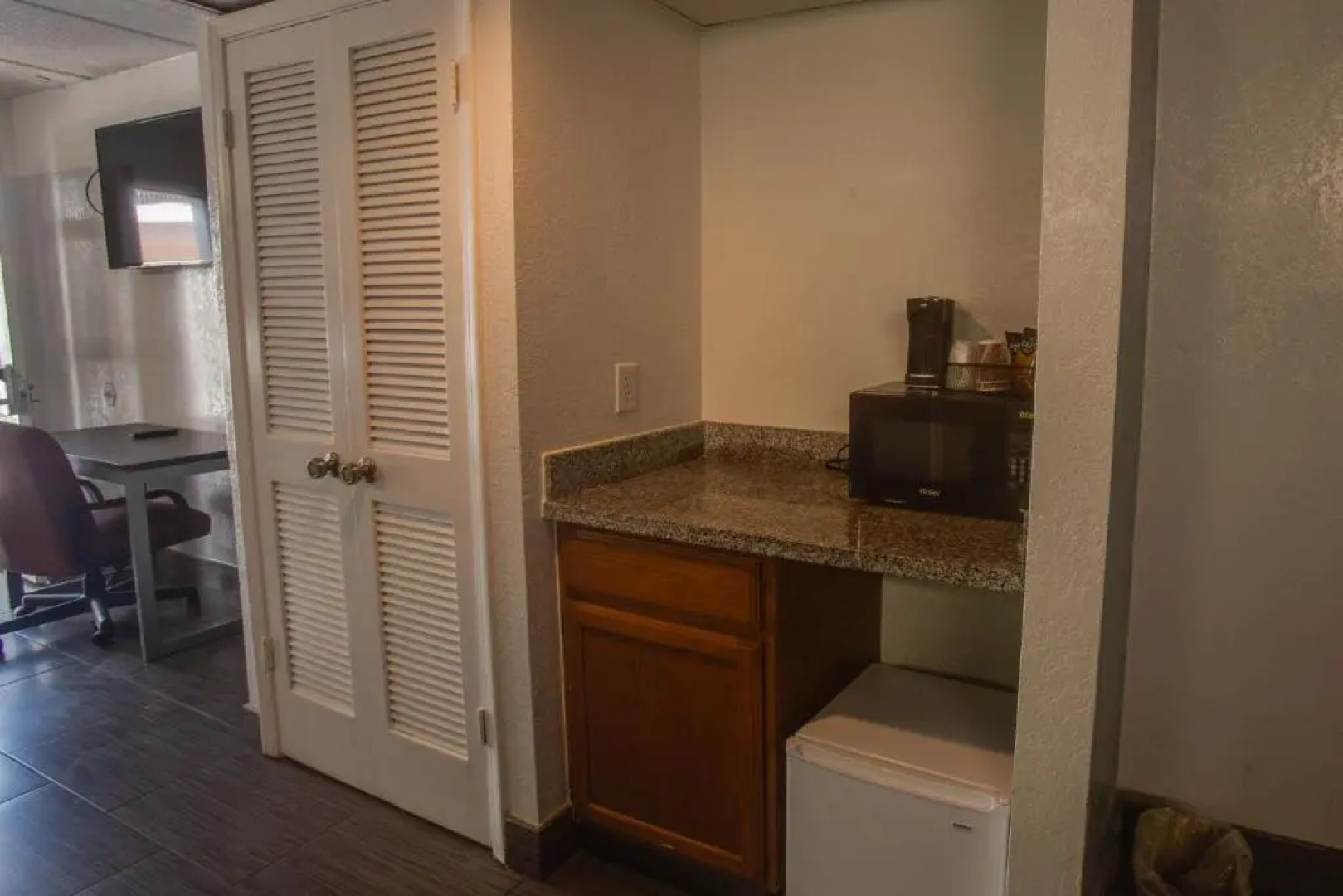 WindWater Hotel and Marina