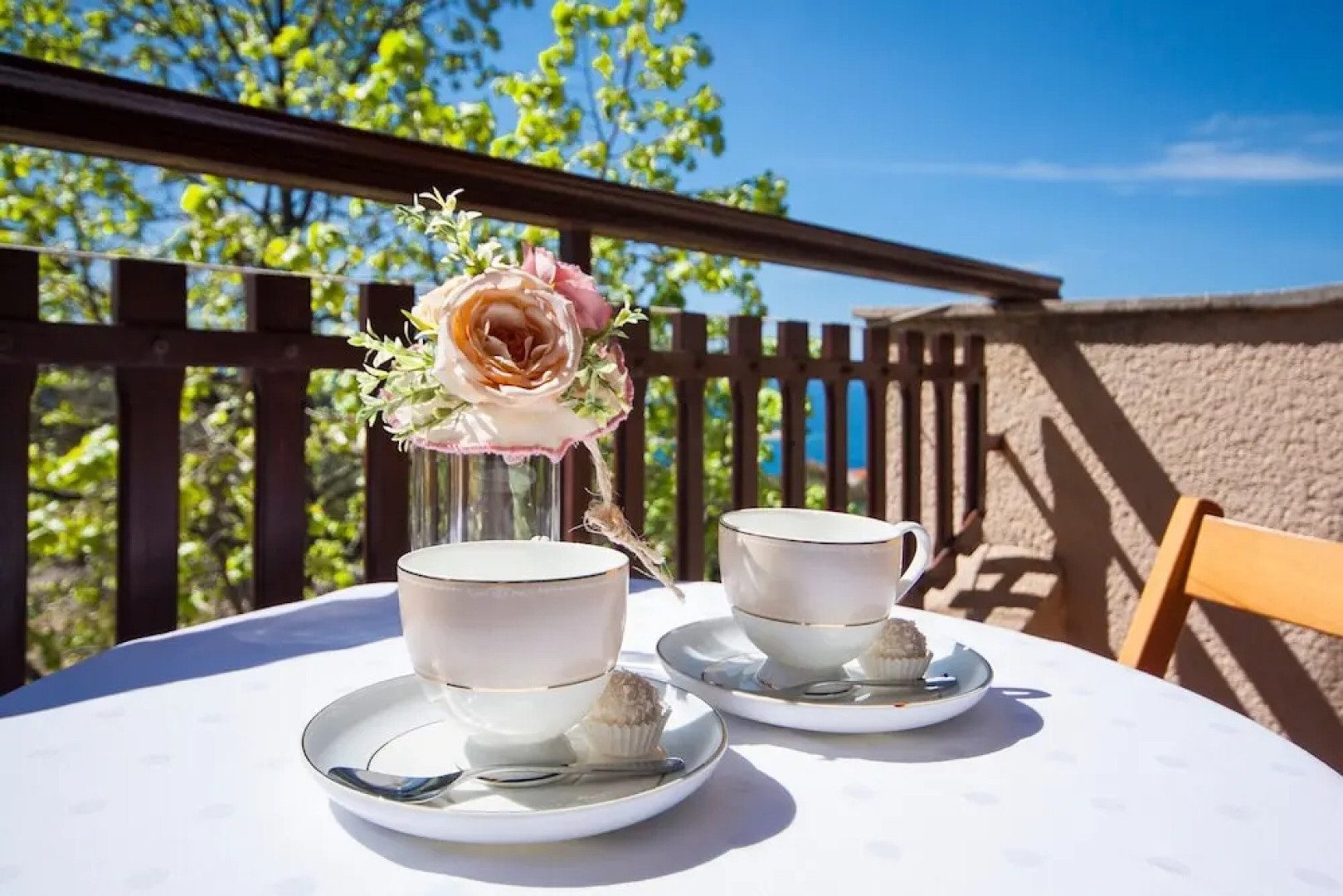 Apartments & Rooms Mikelin