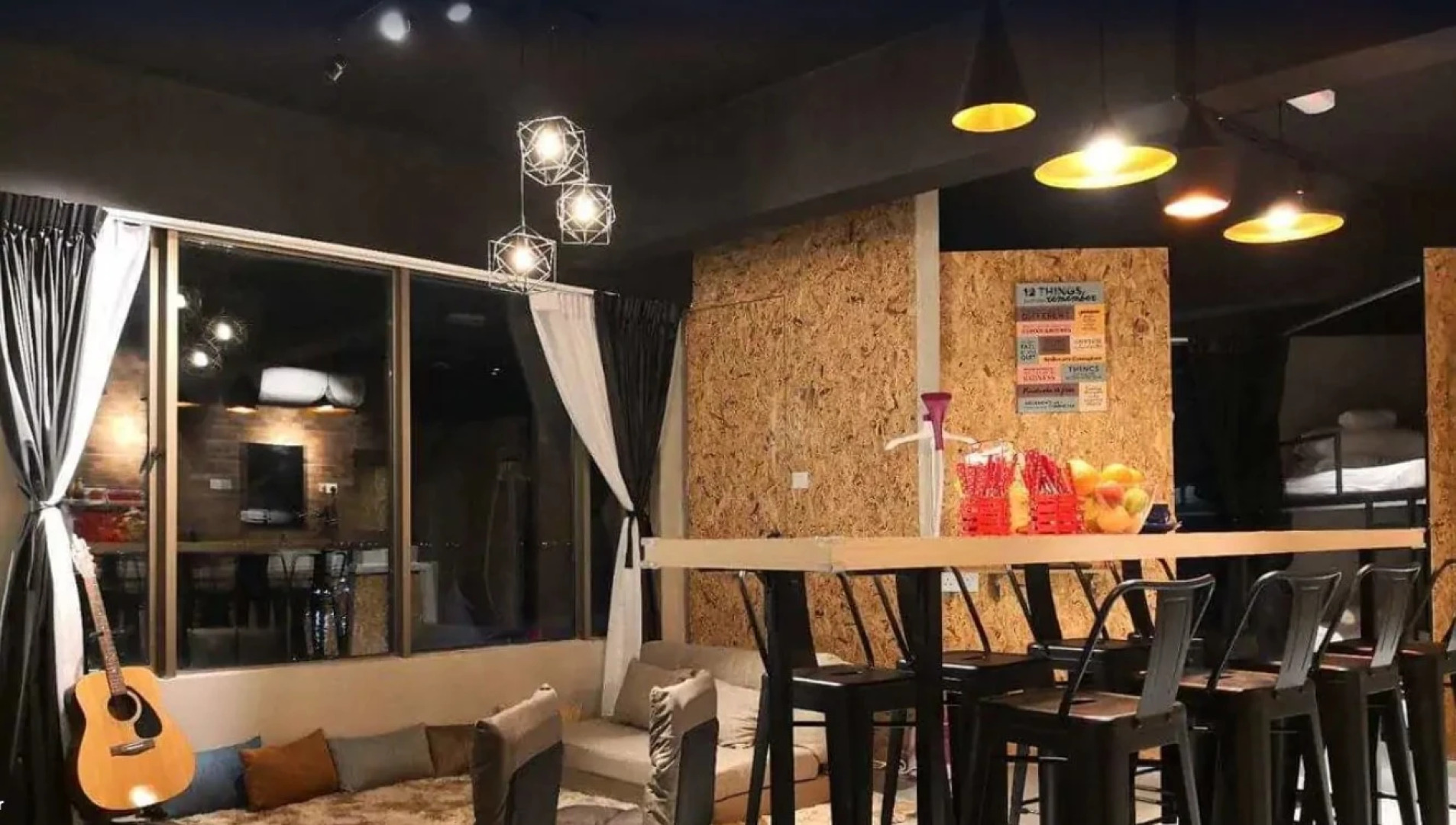 Homy Seafront Hostel