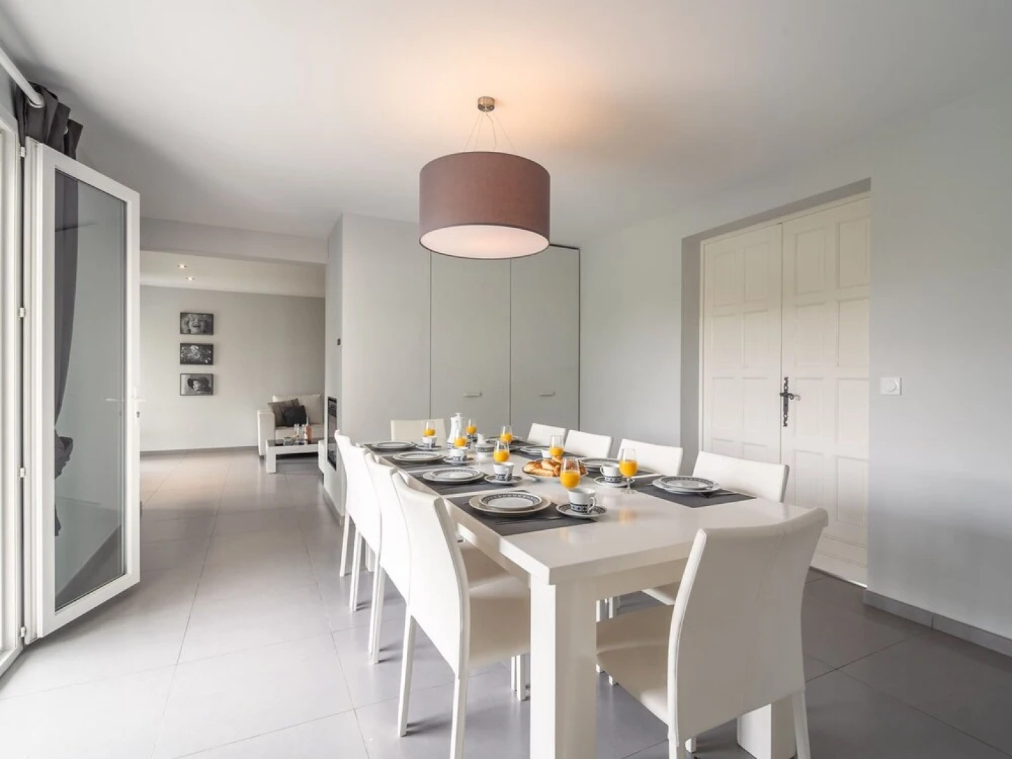 Luxurious Modern Villa With Heated Private Swimming Pool, jeu de Boules Court and Lots of Privacy