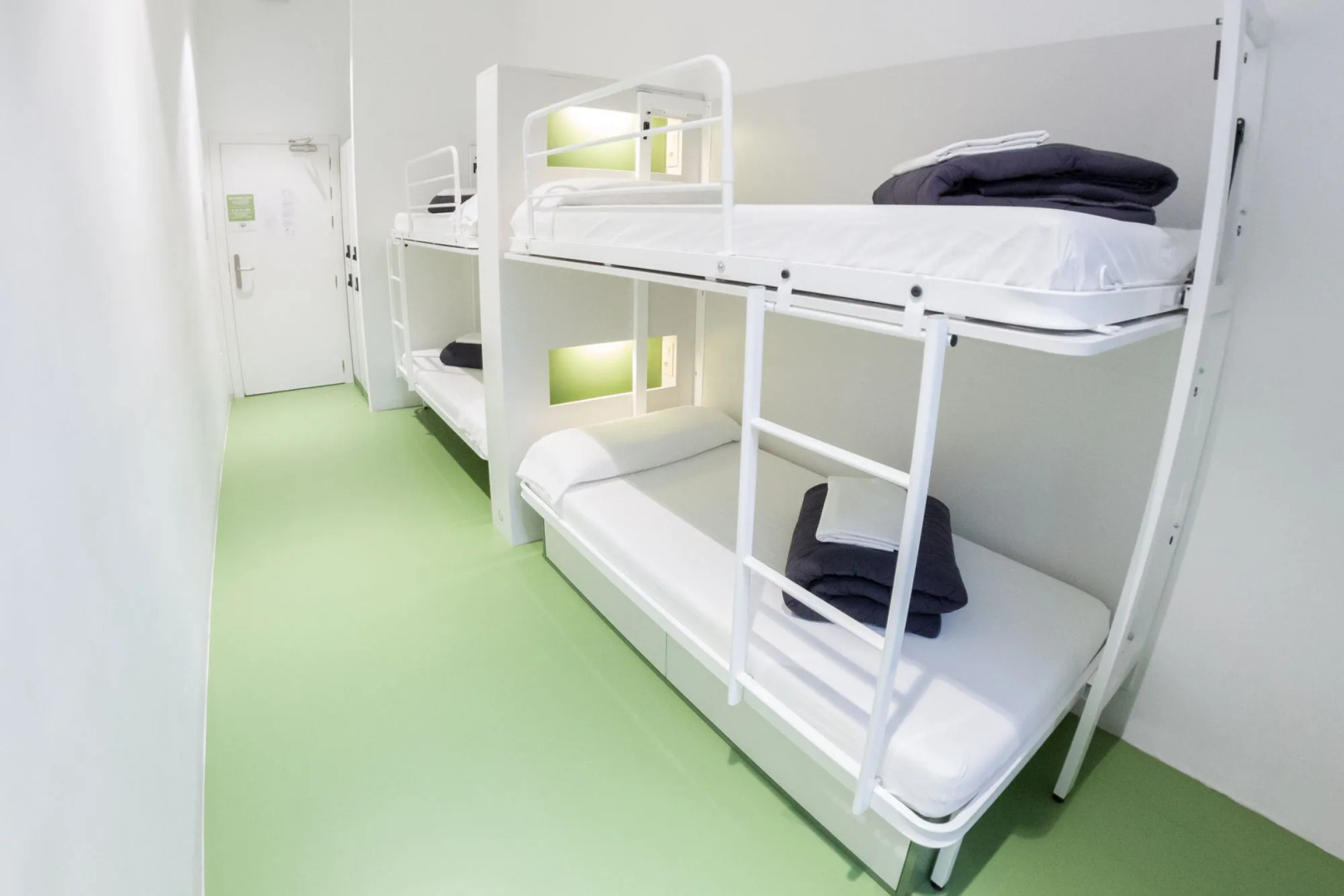 Sant Jordi Hostels Rock Palace