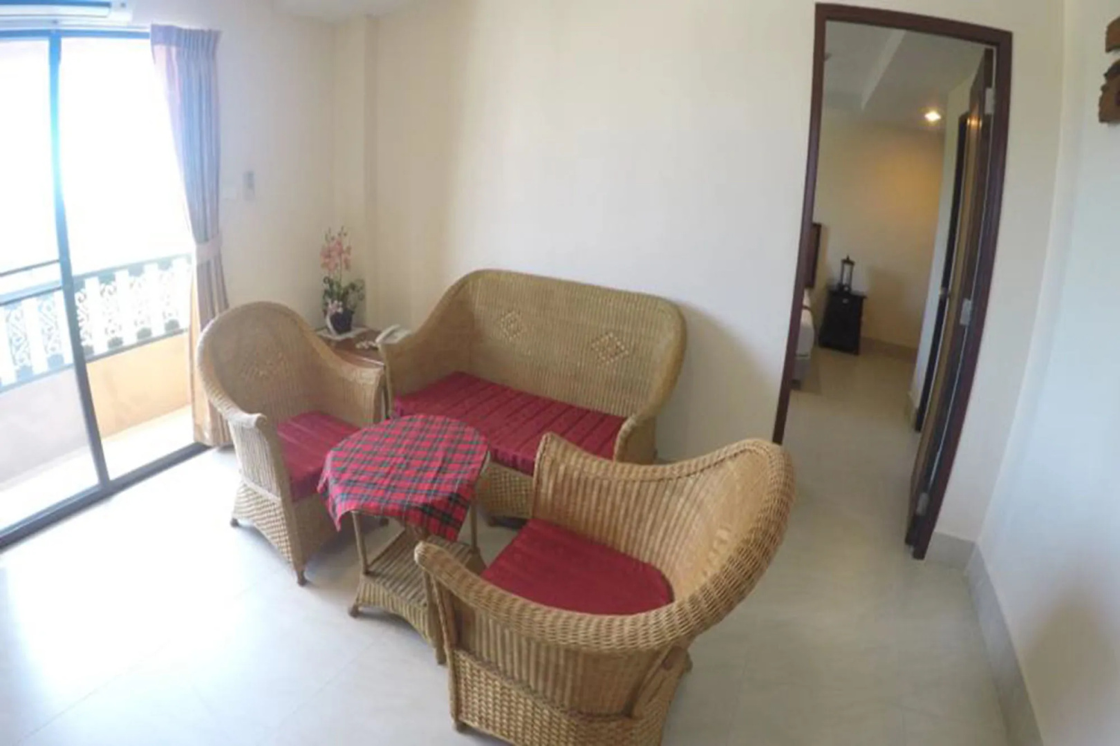 Rayong Lanna Hotel