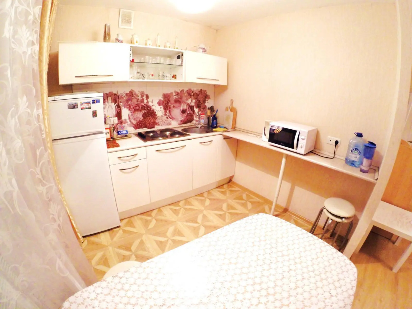 Милана на улице Воронежская 18