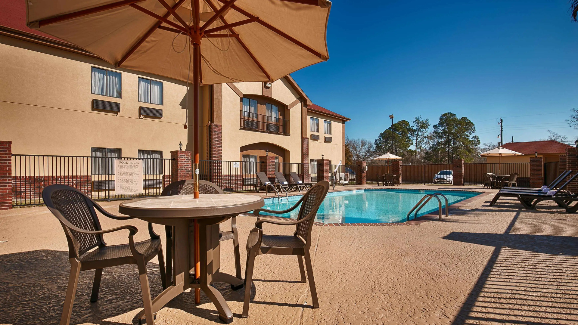 Best Western Inn & Suites - Lake Charles