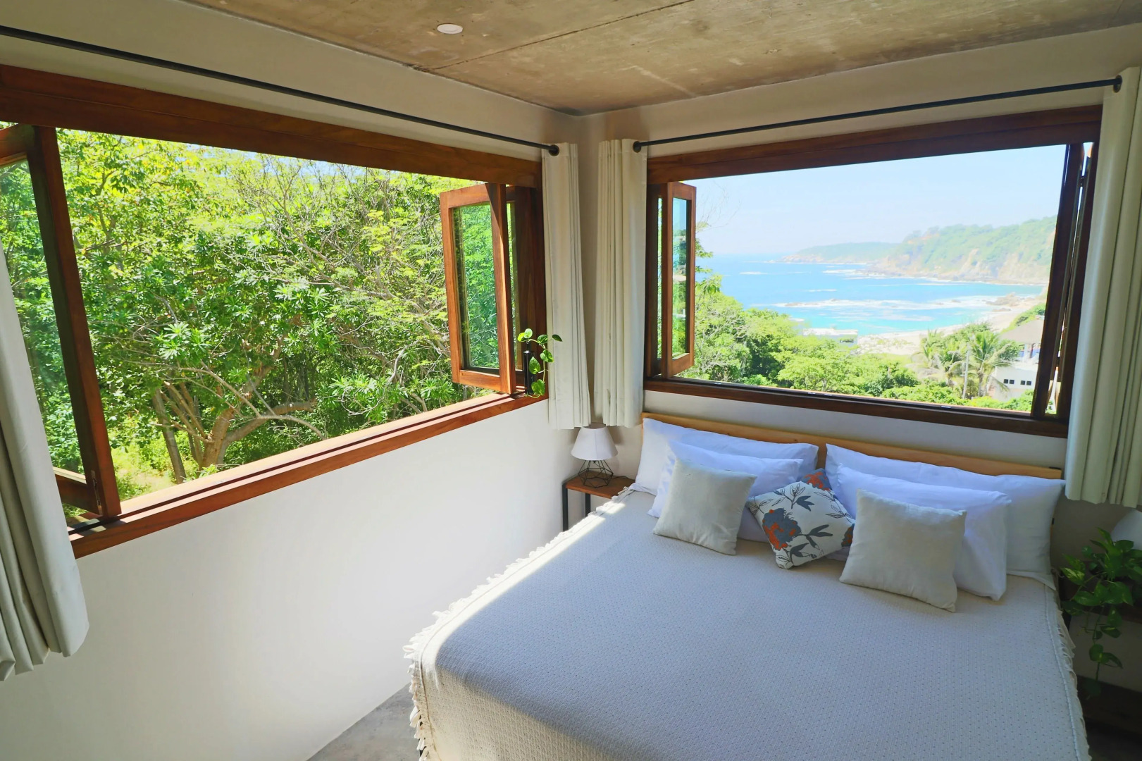 Casa Mauna Suites & Breakfasts