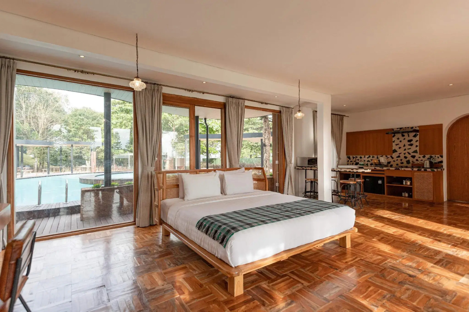 Stevie G Hotel Bandung