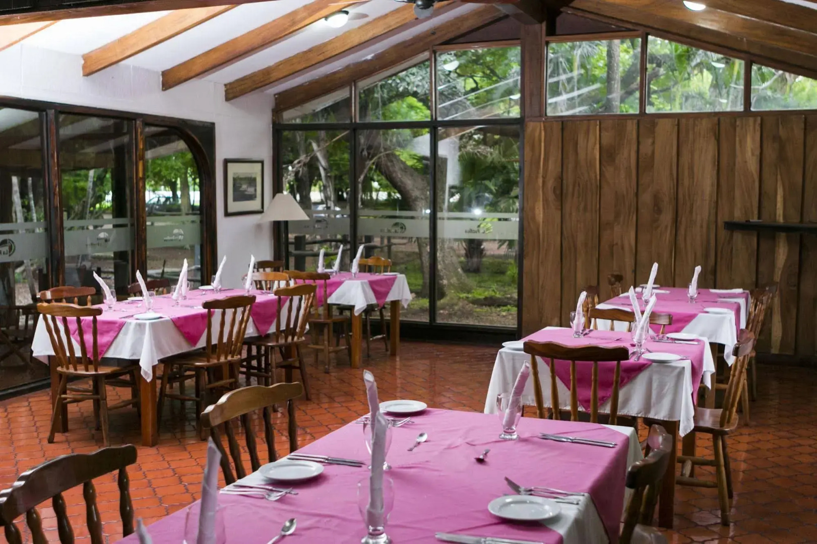 Hacienda La Pacífica Eco-Lodge