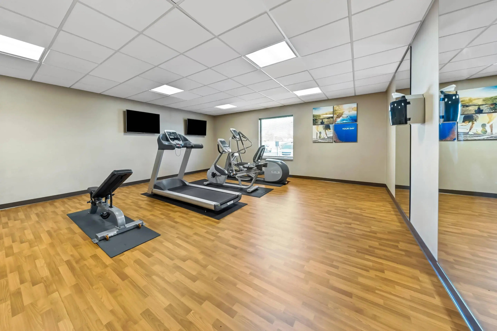 Comfort Inn & Suites West - Medical Center