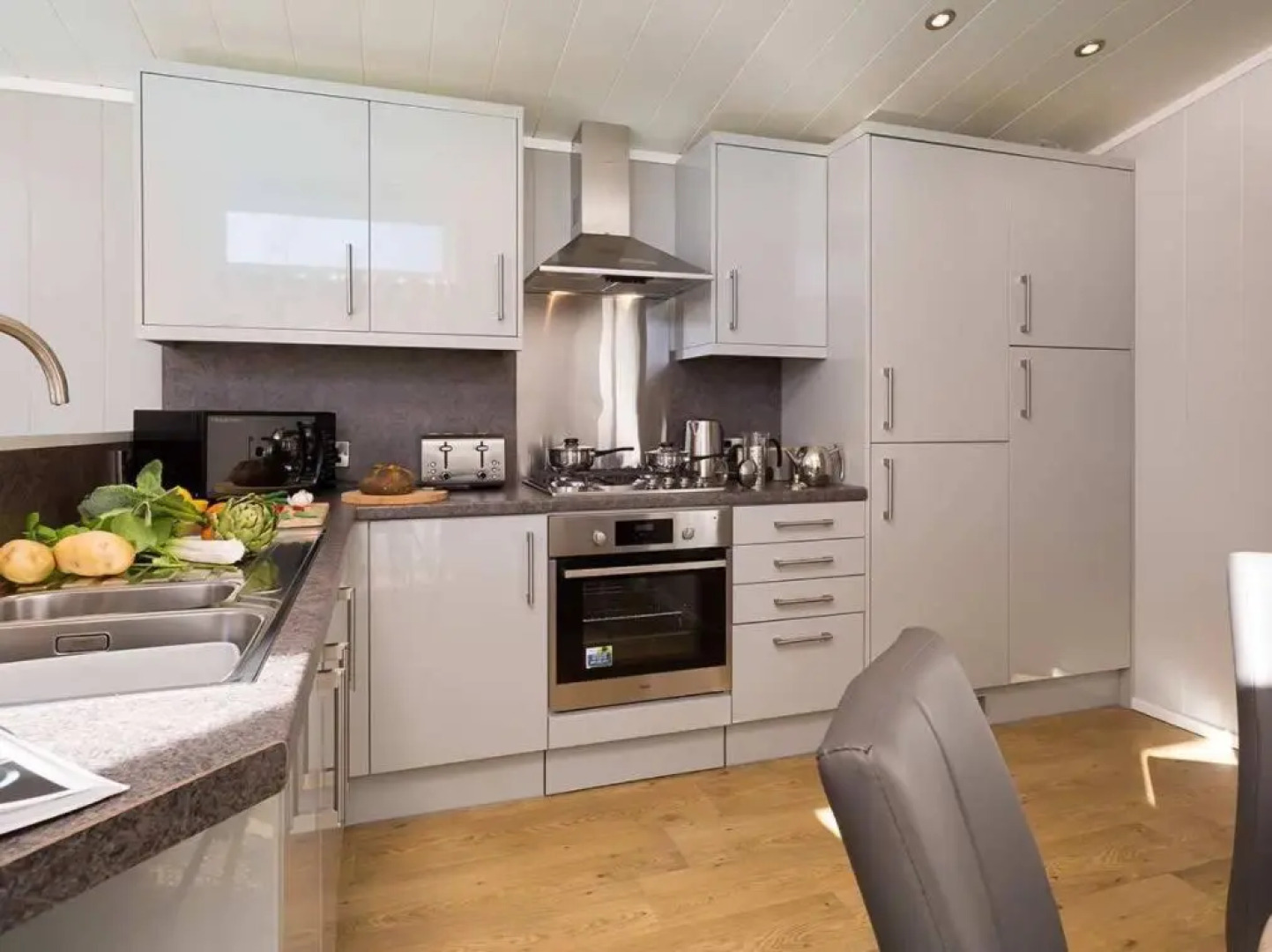 Silverdale Lodge Hot Tub & Wifi