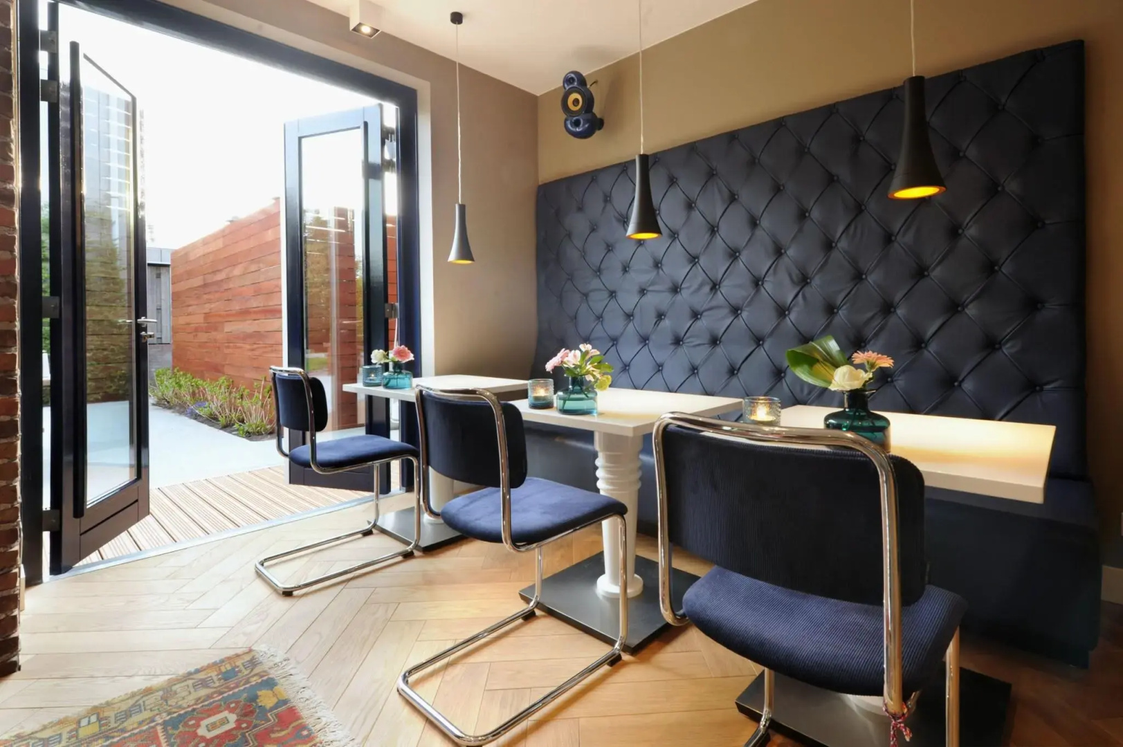 Blue Mansion Hotel