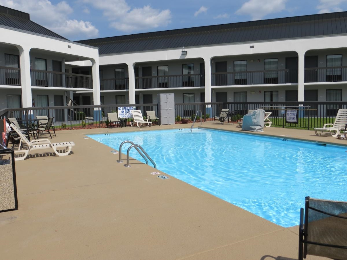 Baymont Inn and Suites - Florence