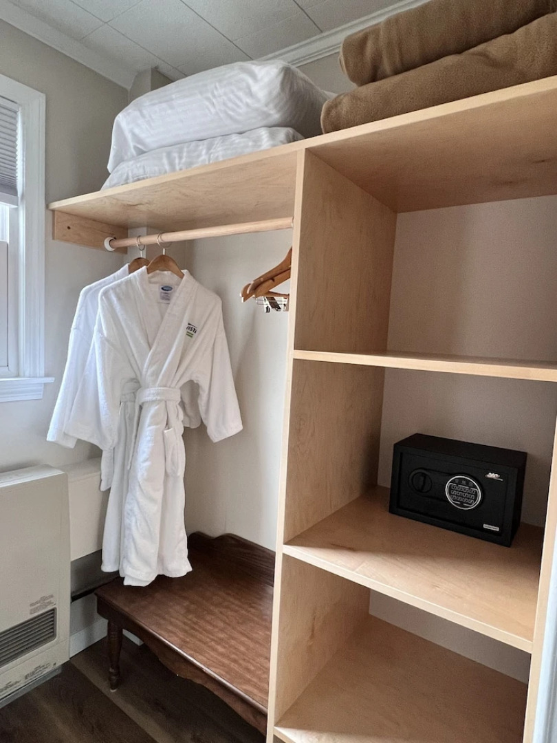 Whitcomb Summit Retreat