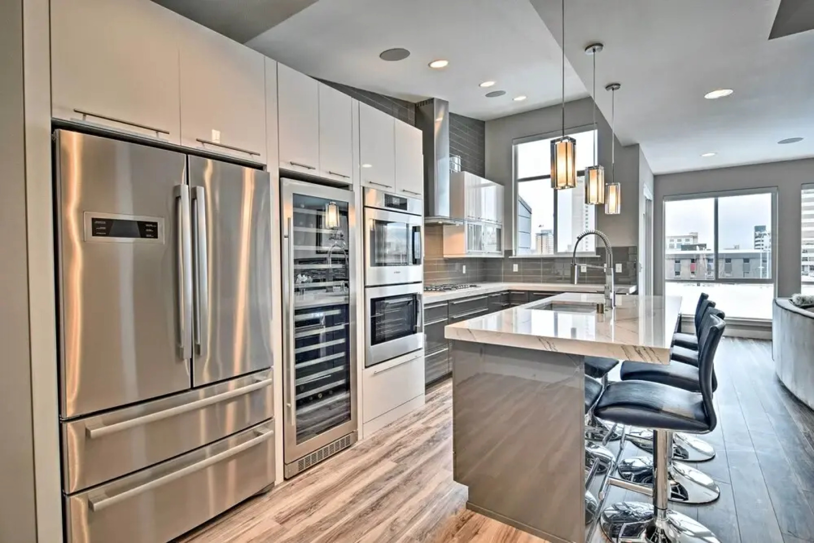 Modern Anchorage Townhome - By Delaney Park Strip!