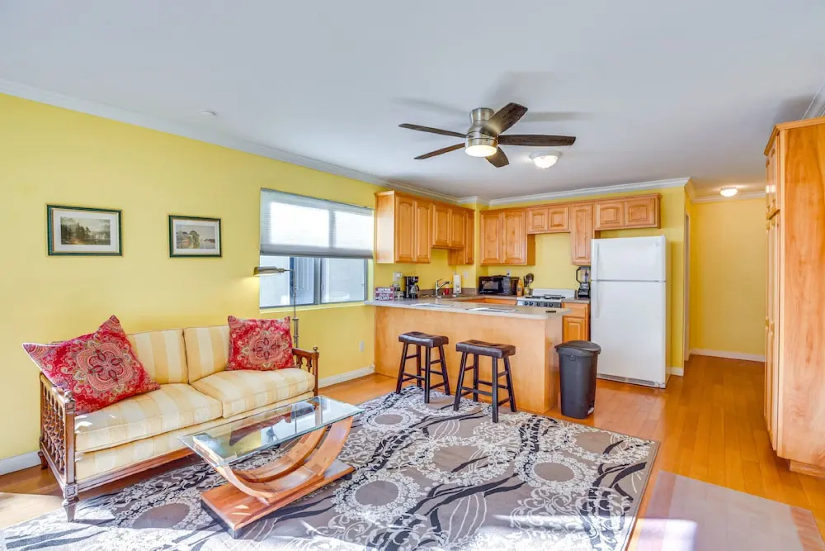 Chula Vista Unit: 12 Mi to Downtown San Diego!