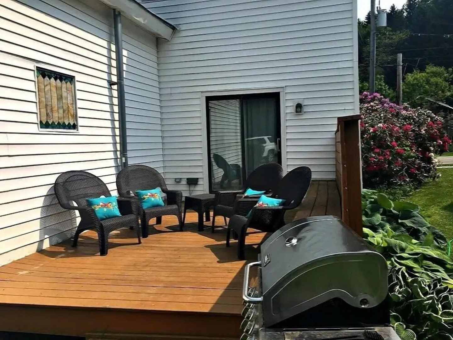 33 West Washington Street 4 Bedroom Home by RedAwning