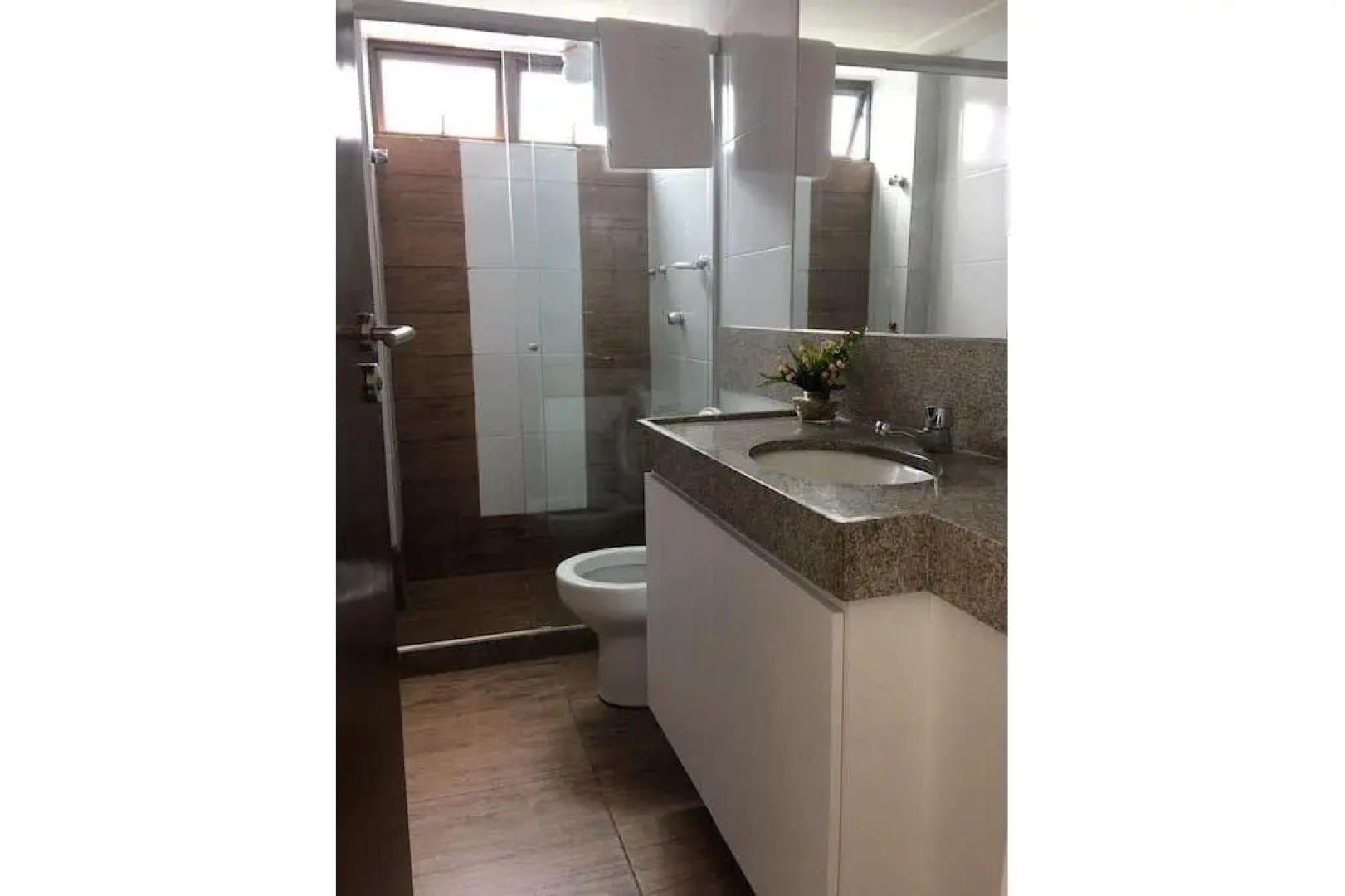 Flat térreo com duas suítes (até 8 pessoas) no Canarius Resort em Gravatá