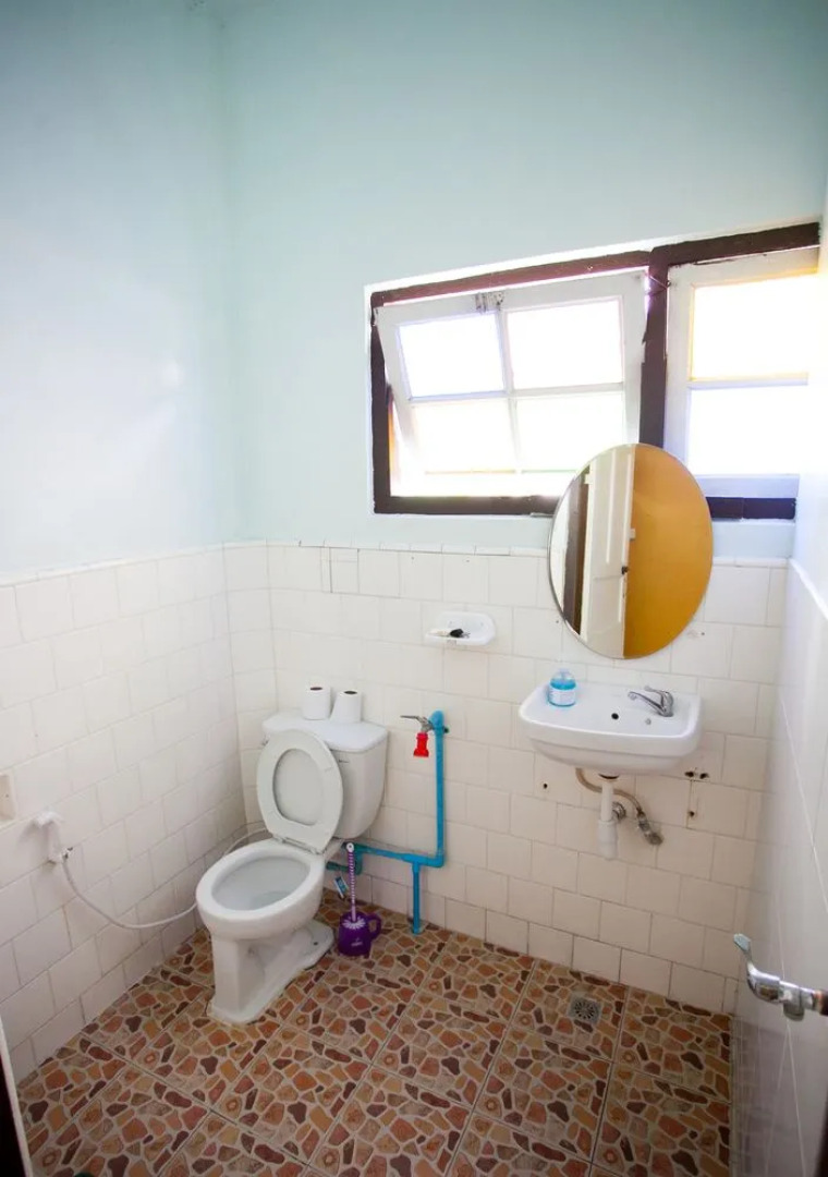 The Gallery 24, Art Cafe Guesthouse Chiang Mai