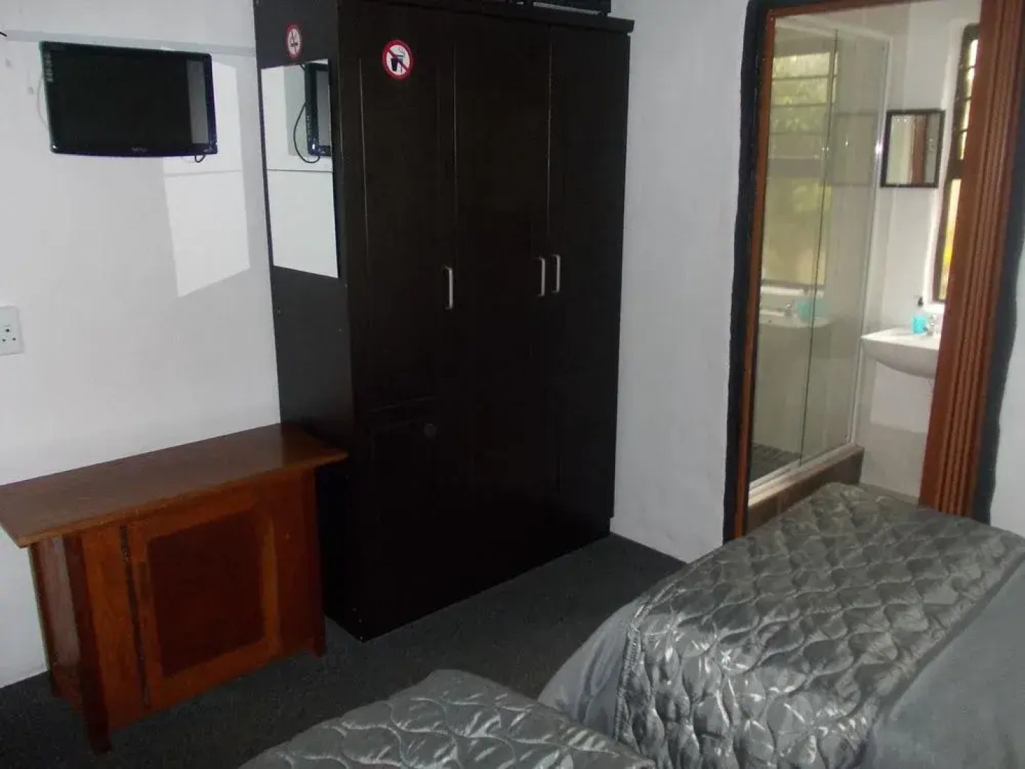 Villa Ocean Crest Guesthouse and B&B