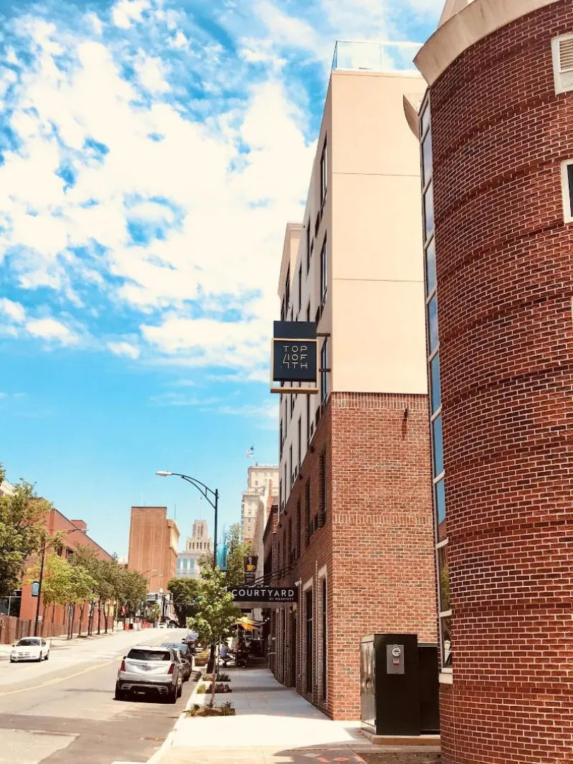 Courtyard by Marriott Winston - Salem Downtown