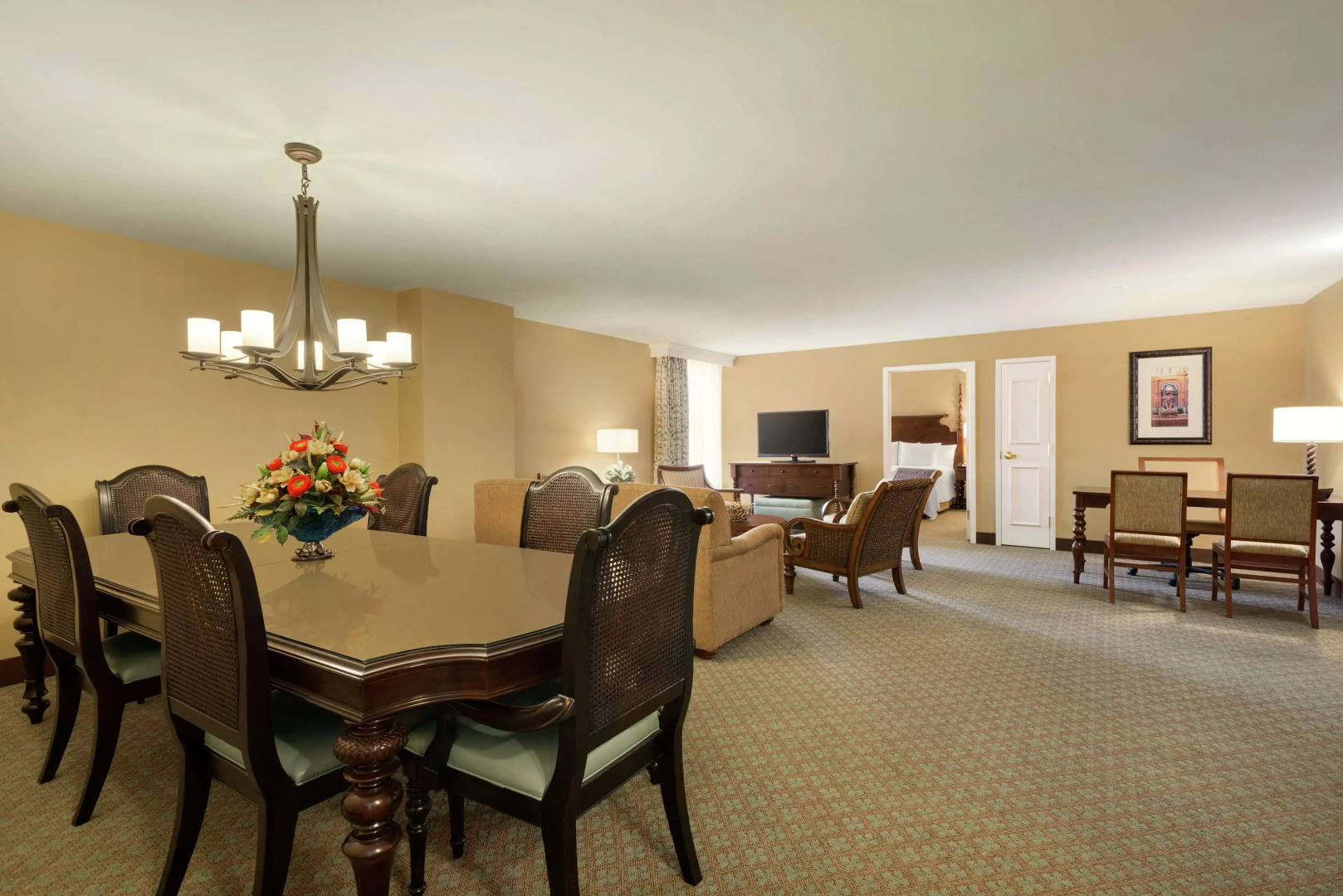 Embassy Suites by Hilton Savannah