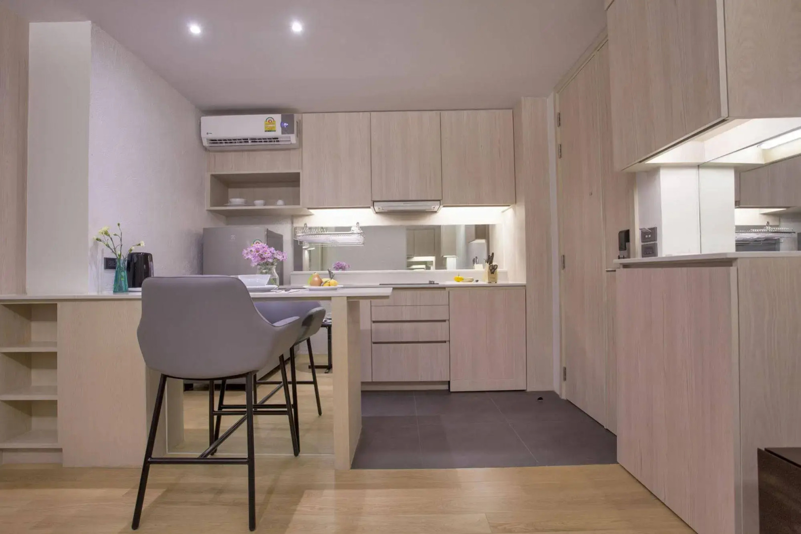 Balcony Seaside Sriracha Hotel & Serviced Apartments