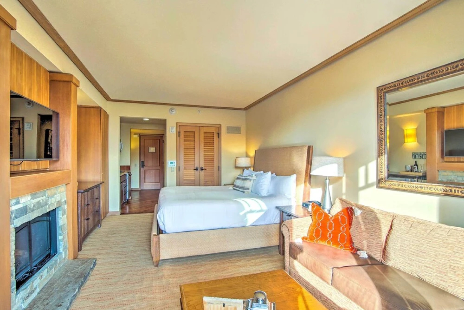 Stunning Cle Elum Studio With Juliet Balcony!